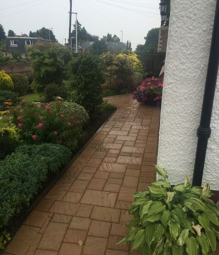 Patio Slabbing Tayside and a sturdy driveway choice Patio Slabbing Tayside and a sturdy driveway choice