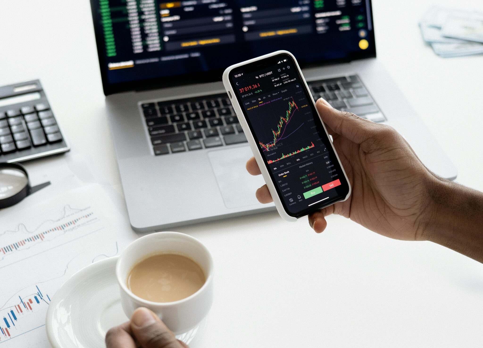 How to Spot High-Potential Shares Without Chasing Hype How to Spot High-Potential Shares Without Chasing Hype