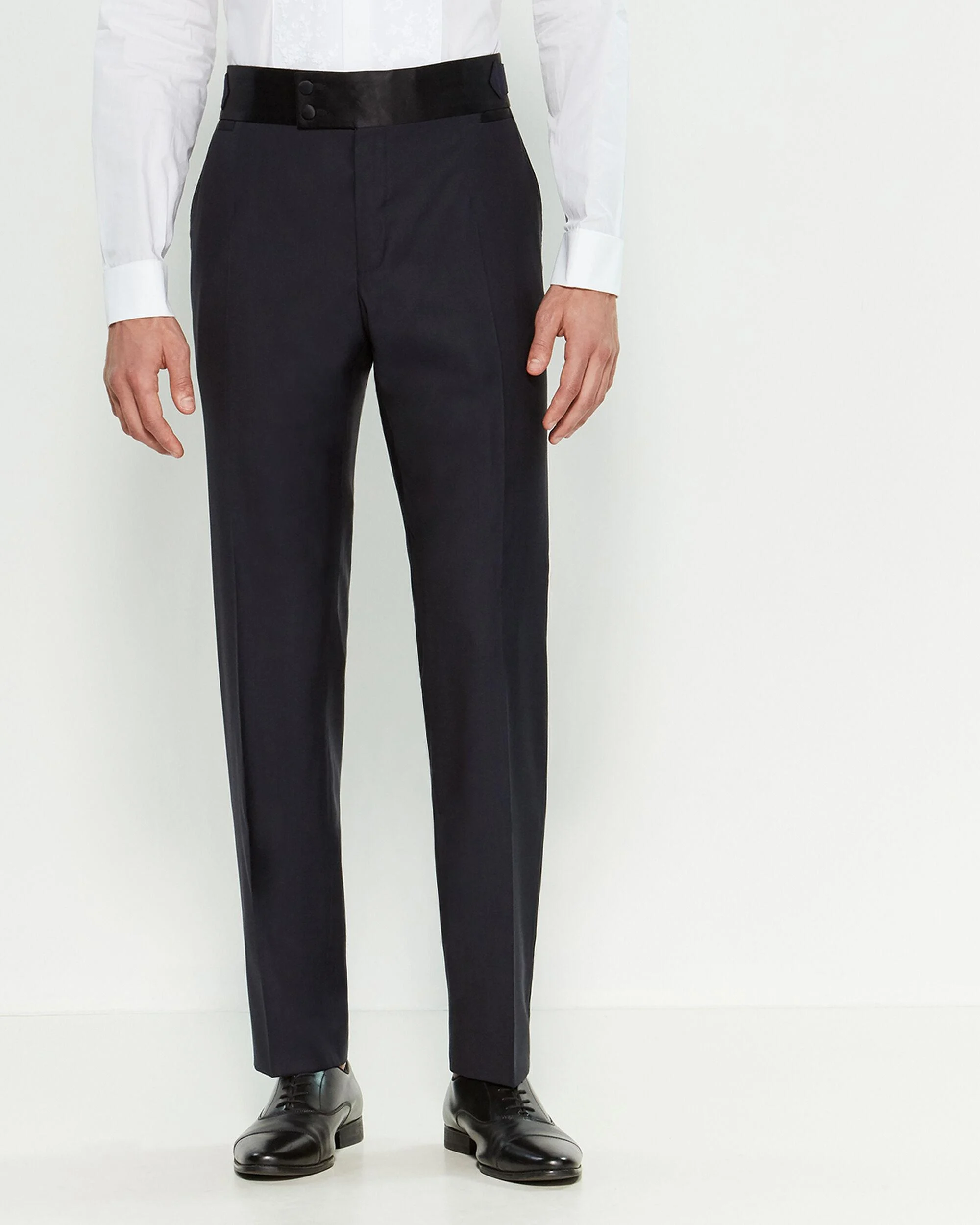 Alterations in Richmond KY: Practical Tailoring Solutions Alterations in Richmond KY: Practical Tailoring Solutions